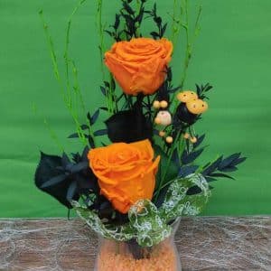 Rosas preservadas naranjas